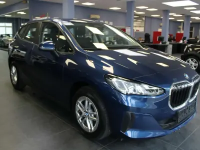 Gebraucht BMW 218 150 PS (110 kW) 2022 Phytonicblau metallic Coupé