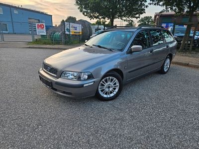 gebraucht Volvo V40 1.9D 85kW Comfort-LEDER-KLIMA-TÜV NEU