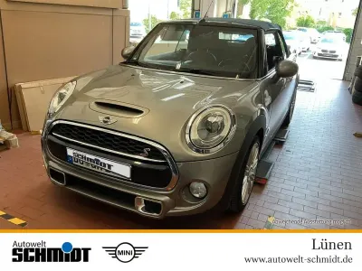 Gebraucht Mini Cooper S Cabriolet 192 PS (141 kW) 2016 Silber Cabrio