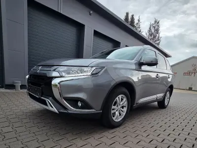 Occasion Mitsubishi Outlander Diamant Edition 150 PK (110 kW) 2019 Grijs SUV
