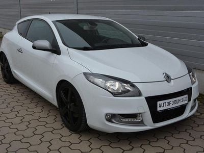 Weiß Gebraucht 2013 Renault Mégane Coupé Bose Edition Coupé | 7.990 € (Etwas zu teuer)