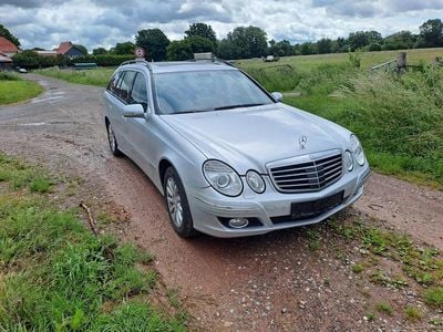 Mercedes 320
