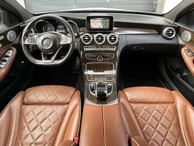 Gebraucht Mercedes C400 AMG 333 PS (244 kW) 2018 Weiß Limousine