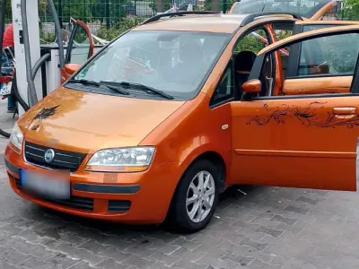 Gebraucht Fiat Idea 70 PS (51 kW) 2003 Orange Van / Kleinbus