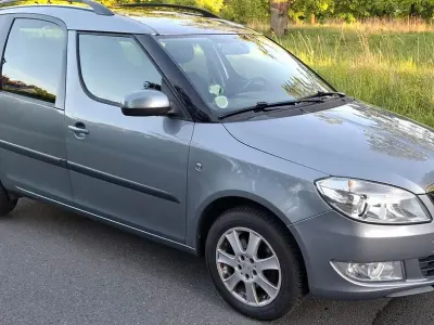 Gebraucht Skoda Roomster Plus Edition 90 PS (66 kW) 2012 Grau Van / Kleinbus