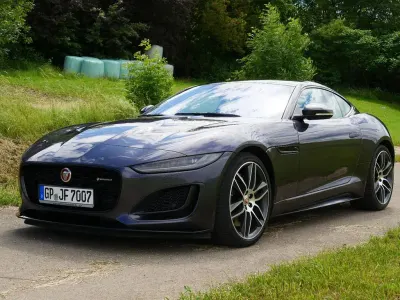 Gebraucht Jaguar F-Type R-Dynamic 450 PS (330 kW) 2021 Grau Coupé