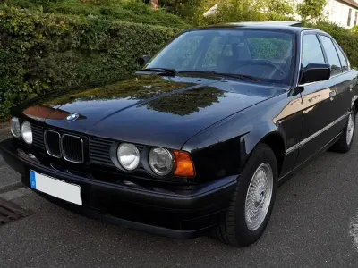 Gebraucht BMW 520 Basis 150 PS (110 kW) 1992 Schwarz Limousine
