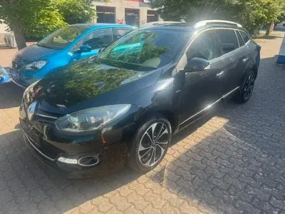 Gebraucht Renault Mégane III Bose Edition 131 PS (96 kW) 2016 Schwarz Limousine