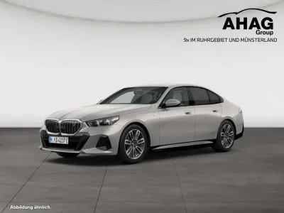 Gebraucht BMW i5 M Sport 250 kW (340 PS) 2025 Schwarz Limousine