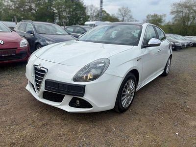 Usata Alfa Romeo Giulietta Turismo 105 CV (77 kW) 2011 Bianco Utilitaria