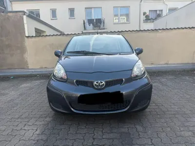 Używany Toyota Aygo City 68 KM (50 kW) 2009 Szary Hatchback