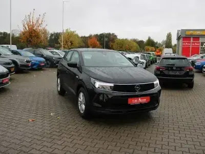 Gebraucht Opel Grandland X Basis 131 PS (96 kW) 2022 Schwarz SUV
