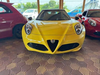 Colore esterno (solid yellow) Gebraucht 2018 Alfa Romeo 4C Spider Cabrio | 139.000 €