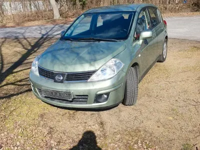 Gebraucht Nissan Tiida Acenta 110 PS (80 kW) 2008 Grün Limousine