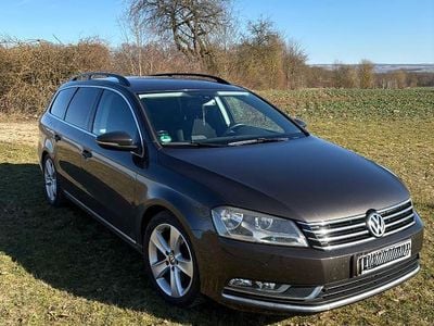 Gebraucht VW Passat Comfortline 211 PS (155 kW) 2013 Braun Kombi