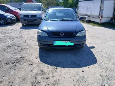 Second-hand Opel Astra Sportive 101 CP (74 kW) 1999 Albastru Berlinǎ