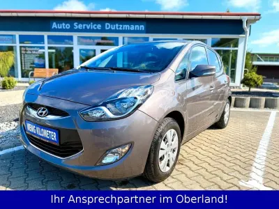 Gebraucht Hyundai ix20 Trend 90 PS (66 kW) 2015 Braun Kleinwagen