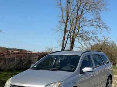 Gebraucht Opel Astra 120 PS (88 kW) 2008 Silber Kombi