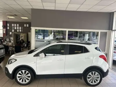 Gebraucht Opel Mokka 131 PS (96 kW) 2014 Weiß SUV