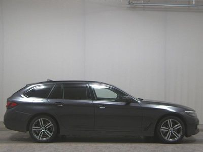 BMW 530e