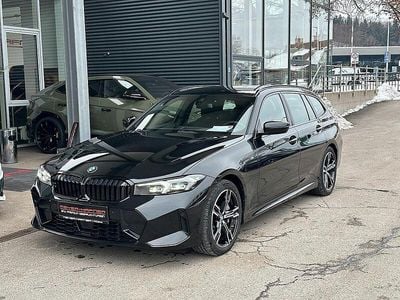 Gebraucht BMW 330 M Sport 245 PS (180 kW) 2025 Schwarz Kombi