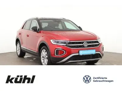 Second-hand VW T-Roc Style 110 CP (80 kW) 2023 Roșu SUV