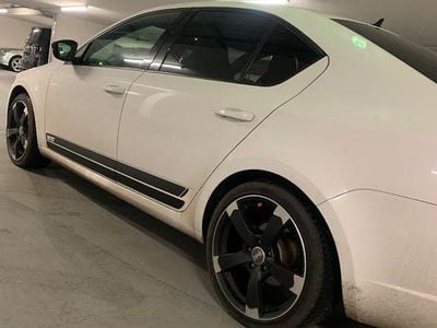 Weiß Gebraucht 2015 Skoda Octavia RS Limousine | 17.200 € (Etwas zu teuer)