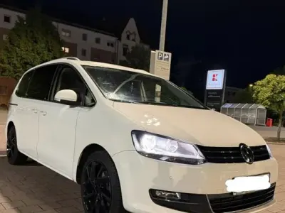 Gebraucht VW Sharan 170 PS (125 kW) 2011 Weiß Van / Kleinbus