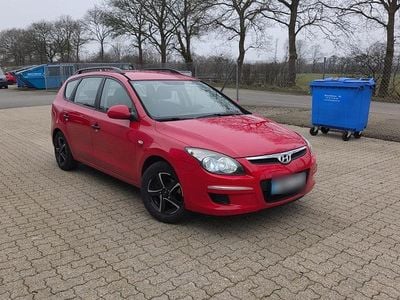 Gebraucht Hyundai i30 Edition+ 109 PS (80 kW) 2009 Rot Kombi