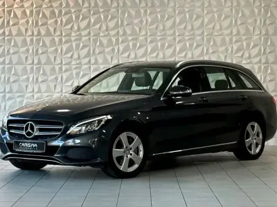 Gebraucht Mercedes C250 204 PS (150 kW) 2015 Grau Limousine