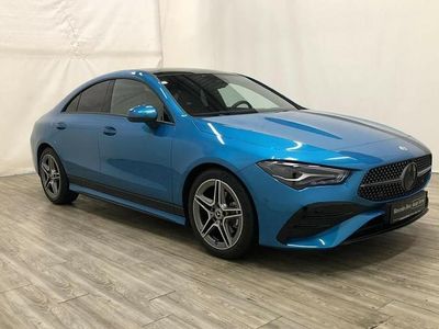 Gebraucht Mercedes CLA180 AMG 136 PS (100 kW) 2023 Metalliclack hyperblau Limousine