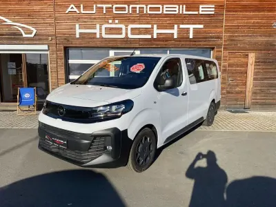Gebraucht Opel Vivaro-e Combi 177 PS (130 kW) 2024 Weiß Van / Kleinbus