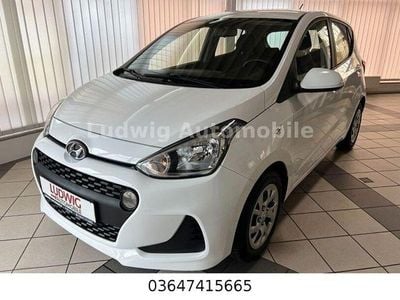 Weiß Gebraucht 2019 Hyundai i10 Trend Kleinwagen | 8.980 € (Fairer Preis)