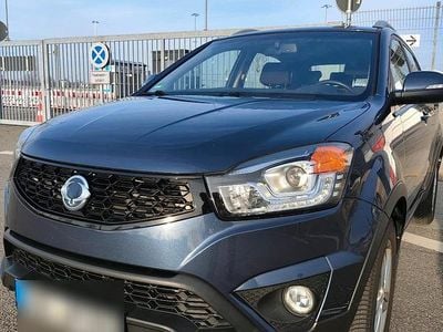 Gebraucht Ssangyong (KGM) Korando 175 PS (128 kW) 2014 Blau SUV