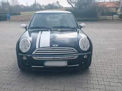 Używany Mini Cooper 116 KM (85 kW) 2004 Czarny Hatchback