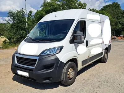 Gebraucht Peugeot Boxer Avantage 131 PS (96 kW) 2018 Weiß Van