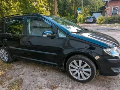Gebraucht VW Touran 140 PS (102 kW) 2009 Schwarz Van / Kleinbus