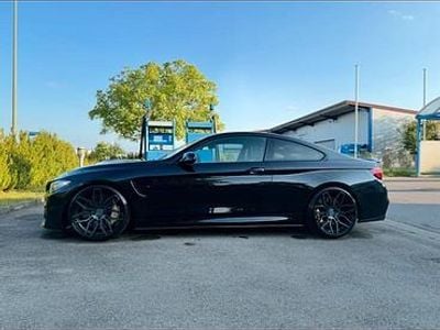 Schwarz Gebraucht 2016 BMW M4 Performance Coupé | 55.000 €