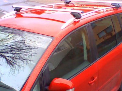 Gebraucht VW Touran Basis 116 PS (85 kW) 2003 Rot Van / Kleinbus