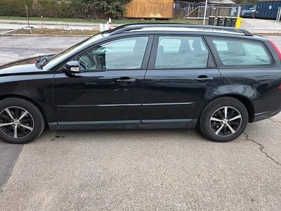Second-hand Volvo V50 125 CP (91 kW) 2008 Negru Break