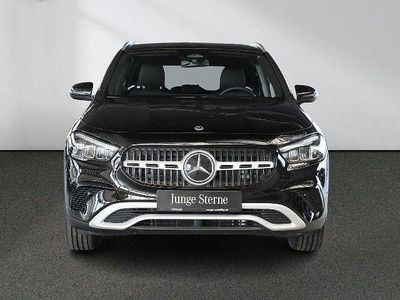 Usado Mercedes GLA200 Advanced 163 HP (119 kW) 2024 Preto SUV