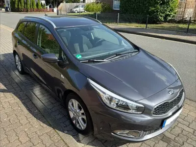 Gebraucht Kia Ceed Sportswagon Edition 7 135 PS (99 kW) 2015 Grau Kombi