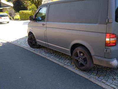 Gebraucht VW Transporter 105 PS (77 kW) 2006 Grau Van