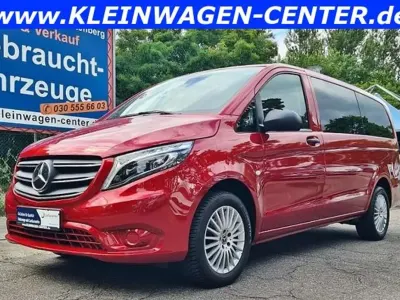 Gebraucht Mercedes Vito 163 PS (119 kW) 2022 Hyazintrot Van