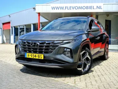 Gebraucht Hyundai Tucson Premium 179 PS (131 kW) 2022 Grau SUV