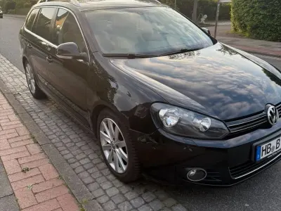 Gebraucht VW Golf VI 122 PS (89 kW) 2010 Schwarz Kleinwagen