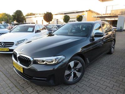 Sophistograumetallic Gebraucht 2020 BMW 520 Sport Line Kombi | 26.990 € (Fairer Preis)
