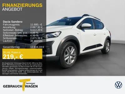Używany Dacia Sandero Comfort 91 KM (66 kW) 2021 Biały Sedan/Limuzyna