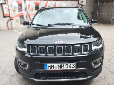 Gebraucht Jeep Compass Limited 140 PS (102 kW) 2019 Schwarz SUV