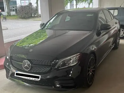 Gebraucht Mercedes C300 AMG line 258 PS (189 kW) 2019 Schwarz Limousine